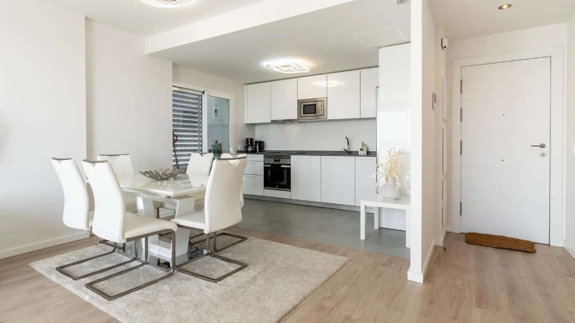 Jardines De Guadaiza Rooftop Apartment Marbella