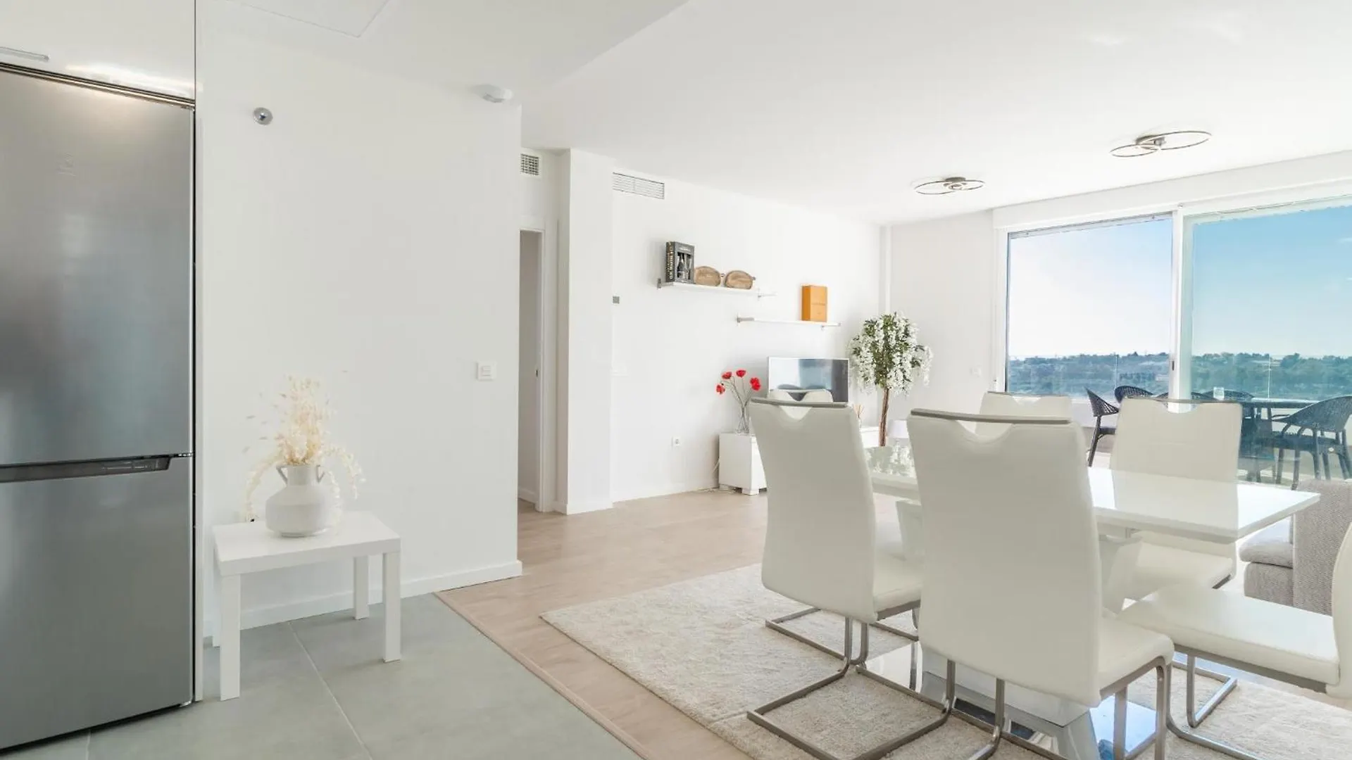 Jardines De Guadaiza Rooftop Apartment Marbella